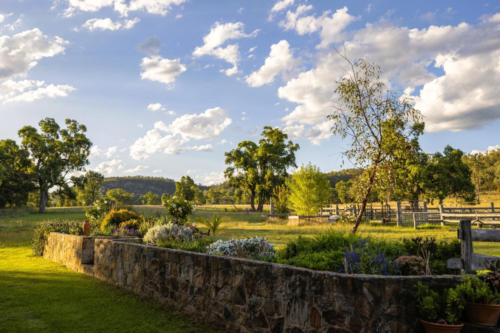 Pilliga Pottery Creative Farmstay Coonabarabran Εξωτερικό φωτογραφία